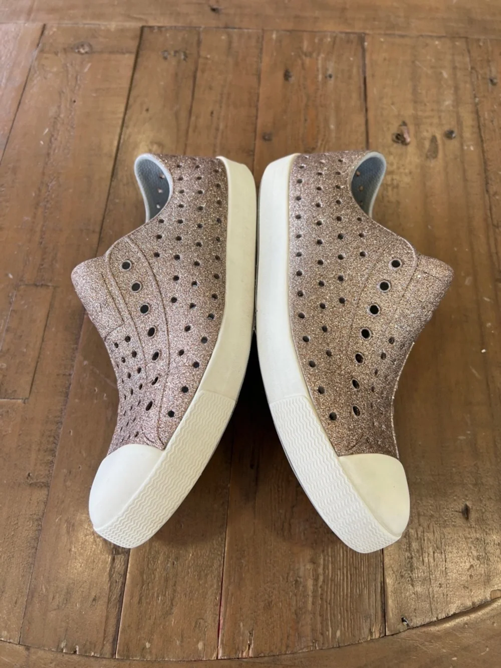 Native Jefferson bling rose gold glitter sneaker sandals waterproof big kid 3